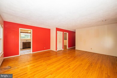 4611 Pleasant Grove Rd, Reisterstown, MD 21136 - photo 5