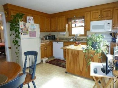 187 West St, Northborough, MA 01532 - photo 5