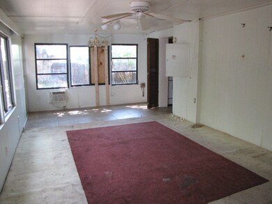 Den area