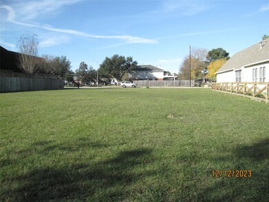 30622 Martens Rd, Tomball, TX 77375 - photo 4