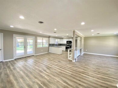 3404 Meadow Ln, Bay City, TX 77414 - photo 4