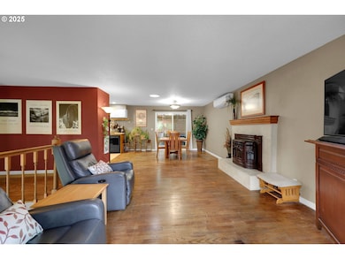 4574 Manzanita St, Eugene, OR 97405 - photo 3