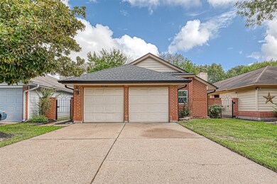 8646 Laurel Trails Dr, Houston, TX 77095 - photo 3