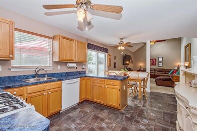 Open FP kitchen to Familyroom