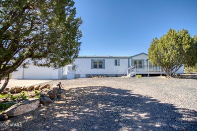 21 CR 3205, Vernon, AZ 85940