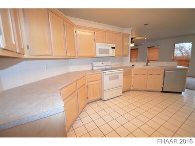 1504 High Chapparal Dr, Copperas Cove, TX 76522 - photo 6