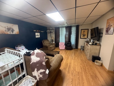 631 W Walnut St, Albion, NE 68620 - photo 3