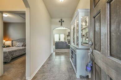 395 Lake Line Dr, Alvin, TX 77511 - photo 4