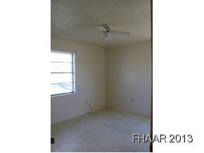 913 Randa St, Copperas Cove, TX 76522 - photo 6