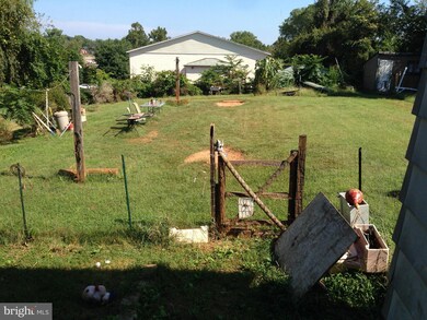 214 E Williams St, Culpeper, VA 22701 - photo 2