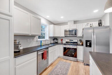 33 Windy Hollow Ln, Bowdoinham, ME 04008 - photo 3