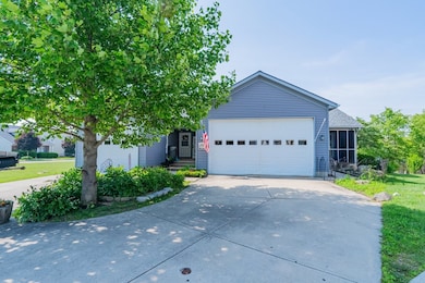 1515 Belclare Rd, Normal, IL 61761 - photo 3