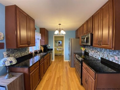 1 Linda Ann Dr, Wallkill, NY 12589 - photo 5