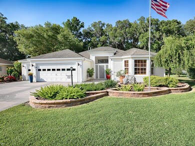 7193 SE 173rd Arlington Loop, The Villages, FL 32162 - photo 2