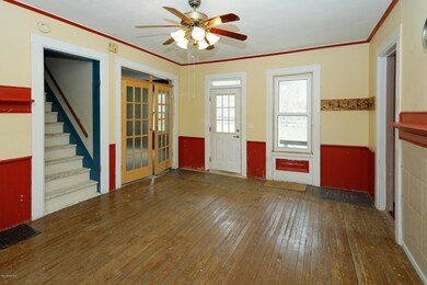 21374 W County Line-106