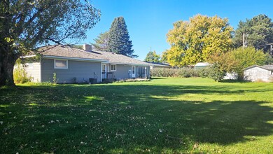 207 W State St, Brady, NE 69123 - photo 5