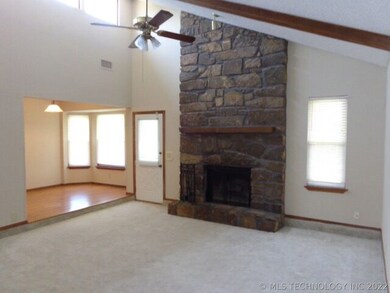 1901 E Reno St, Broken Arrow, OK 74012 - photo 2