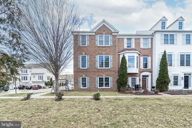 2520 Walnut Leaf Ln, Herndon, VA 20171 - photo 7