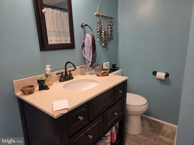 610 Clarke Ave, Pocomoke City, MD 21851 - photo 4