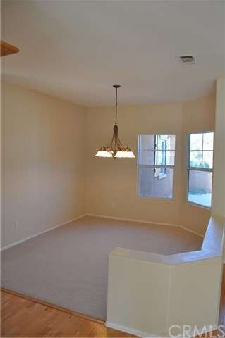 35948 Avignon Ct, Winchester, CA 92596 - photo 5