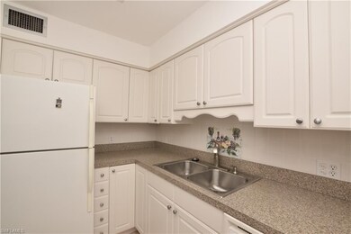 514 Broad Ave S unit 514, Naples, FL 34102 - photo 4