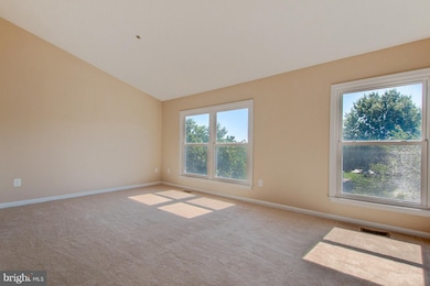 14306 Mayfair Dr, Laurel, MD 20707 - photo 3