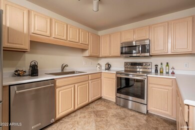 Plenty of Cabinets