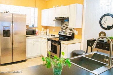 813 Temple St, Cocoa, FL 32922 - photo 3