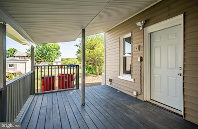 18 W Vine St, Pottstown, PA 19464 - photo 4