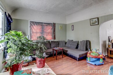 2223 Darwin Ave SW-30