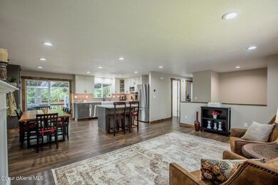 10_Living Room