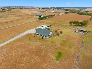 2170 Derrs Chapel Rd, Italy, TX 76651 - photo 4