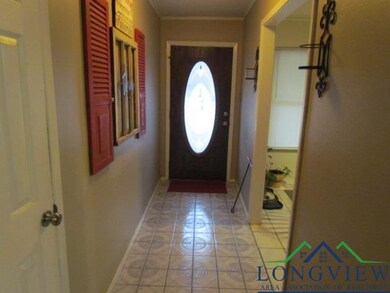 2800 Spruce St, Kilgore, TX 75662 - photo 2