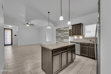 13668 Beobridge Ave, Horizon City, TX 79928 - photo 7