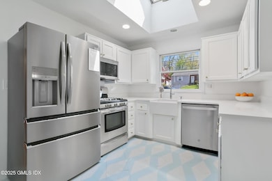 8 Somerset Ln, Riverside, CT 06878 - photo 6