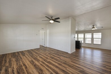 GREAT ROOM OPEN TO KITCHEN AREA