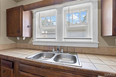 409 Louis St, Cape Girardeau, MO 63703 - photo 5