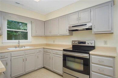 105 Partridge Hill Ln, Statesville, NC 28625 - photo 3