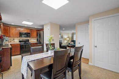 23 Rebecca Ln unit 23, Dracut, MA 01826 - photo 7