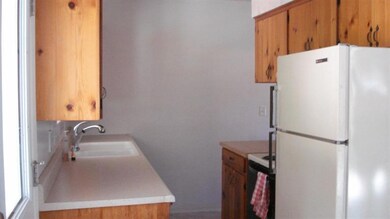 703 SW Rogue River Ave, Grants Pass, OR 97526 - photo 7