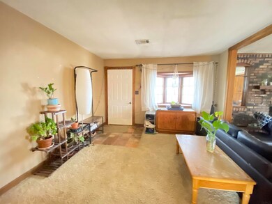 1313 Short St, Covington, IN 47932 - photo 3