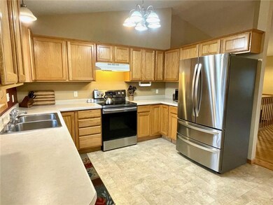 1905 3rd Ave NE, Menomonie, WI 54751 - photo 3