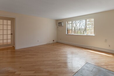62 Jacqueline Rd unit 7, Waltham, MA 02452 - photo 5