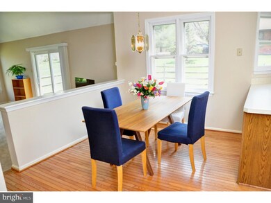 1615 Clearbrook Rd, Lansdale, PA 19446 - photo 4