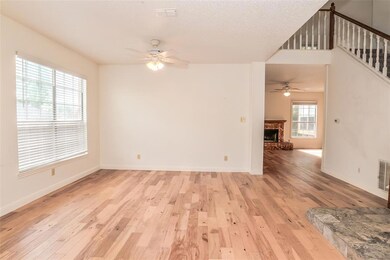 7904 Ember Oaks Dr, North Richland Hills, TX 76182 - photo 5