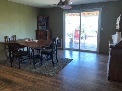 dining room glacier