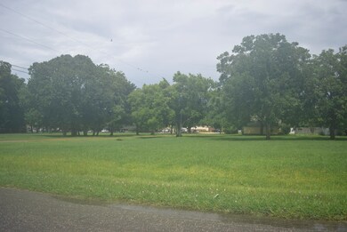 2501 Avenue D, Bay City, TX 77414 - photo 3