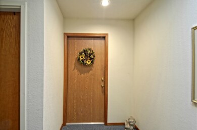 633 Main St unit 201, Edmonds, WA 98020 - photo 5