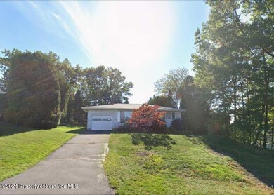 14 Hemlock St, Dupont, PA 18641 - photo 6