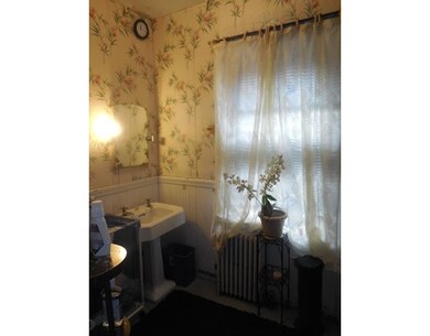 38 Nightingale St, Dorchester Center, MA 02124 - photo 5